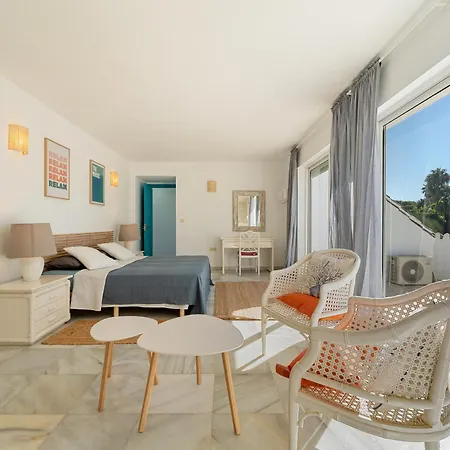 Casa El Sur Beachside In Marbella Estepona